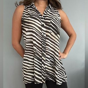 Guess open back blouse